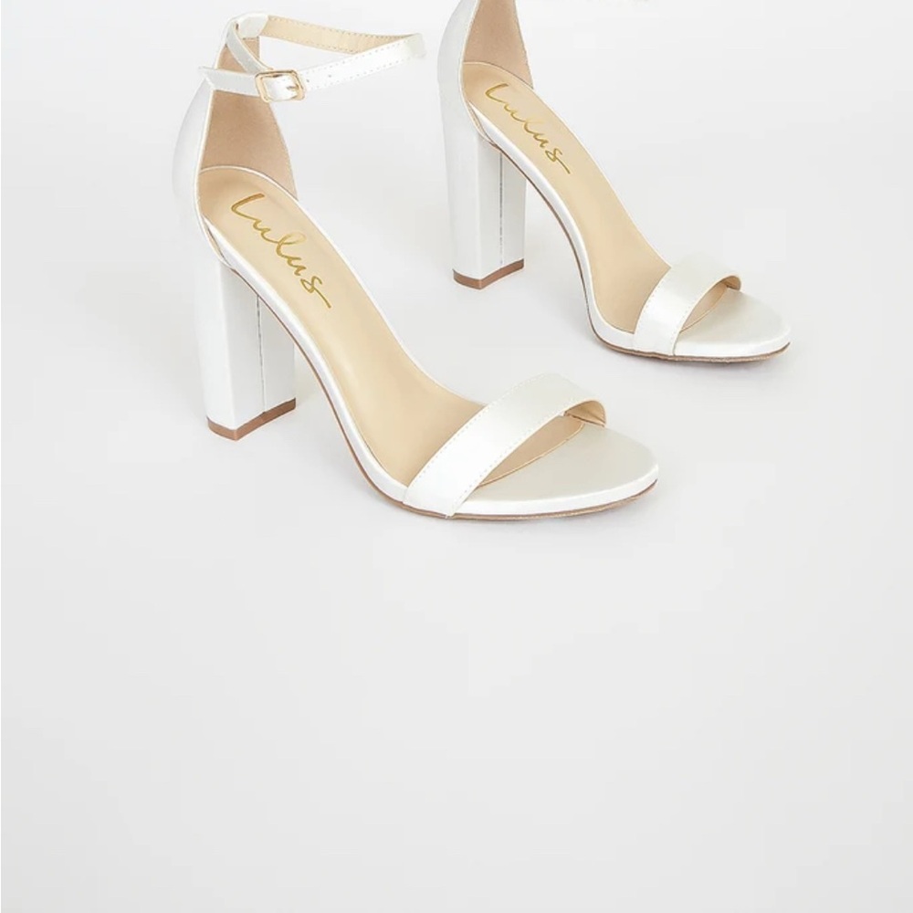 Lulu's White Heels with Chunky Architectural Heel